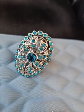 Turquoise Crystal Oval Statement Ring - Unbranded